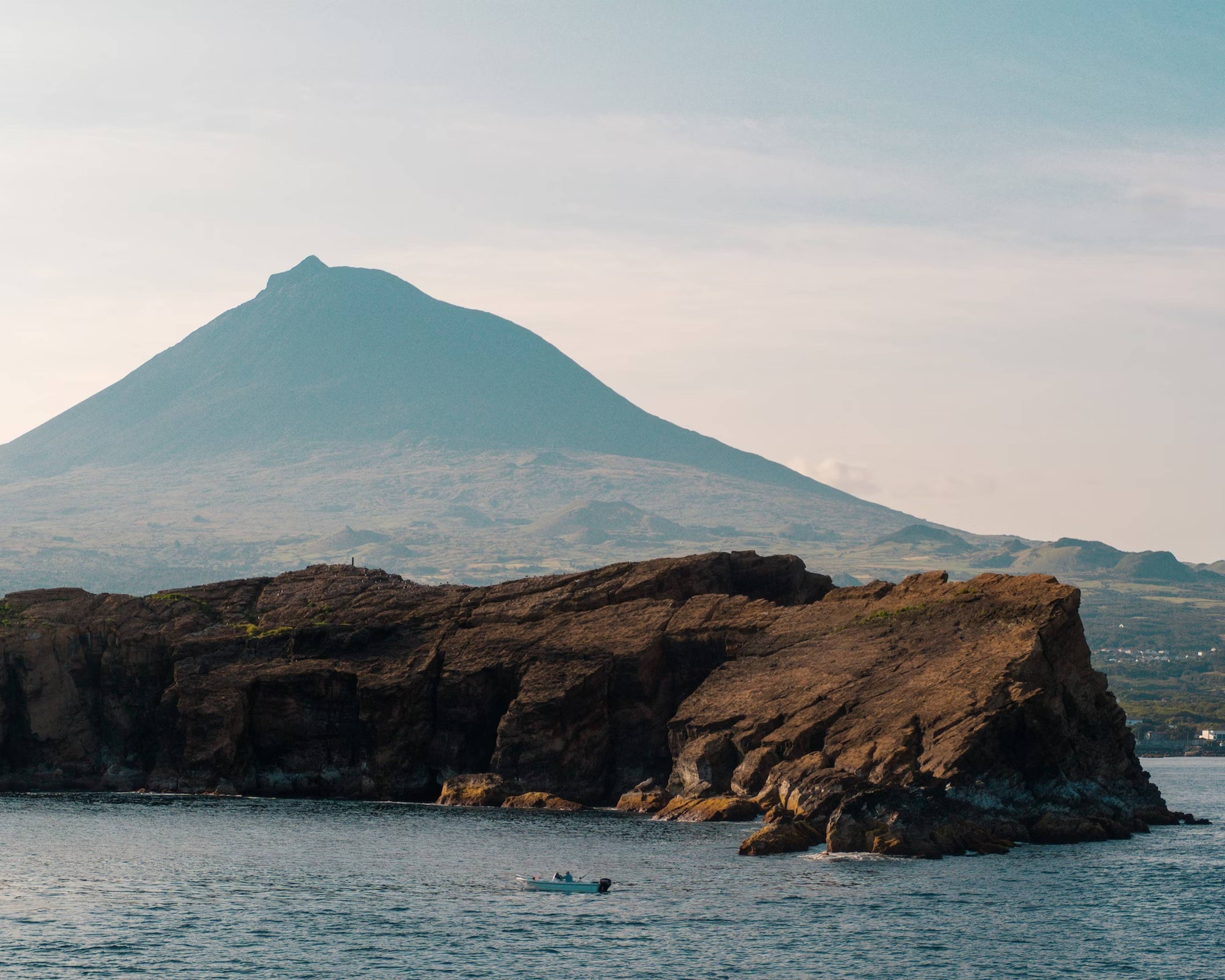 Memorable viaje volcánico a tres islas de las Azores