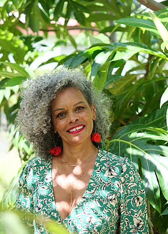 Sandrine - Spécialiste des séjours sur mesure dans les îles de Guadeloupe
