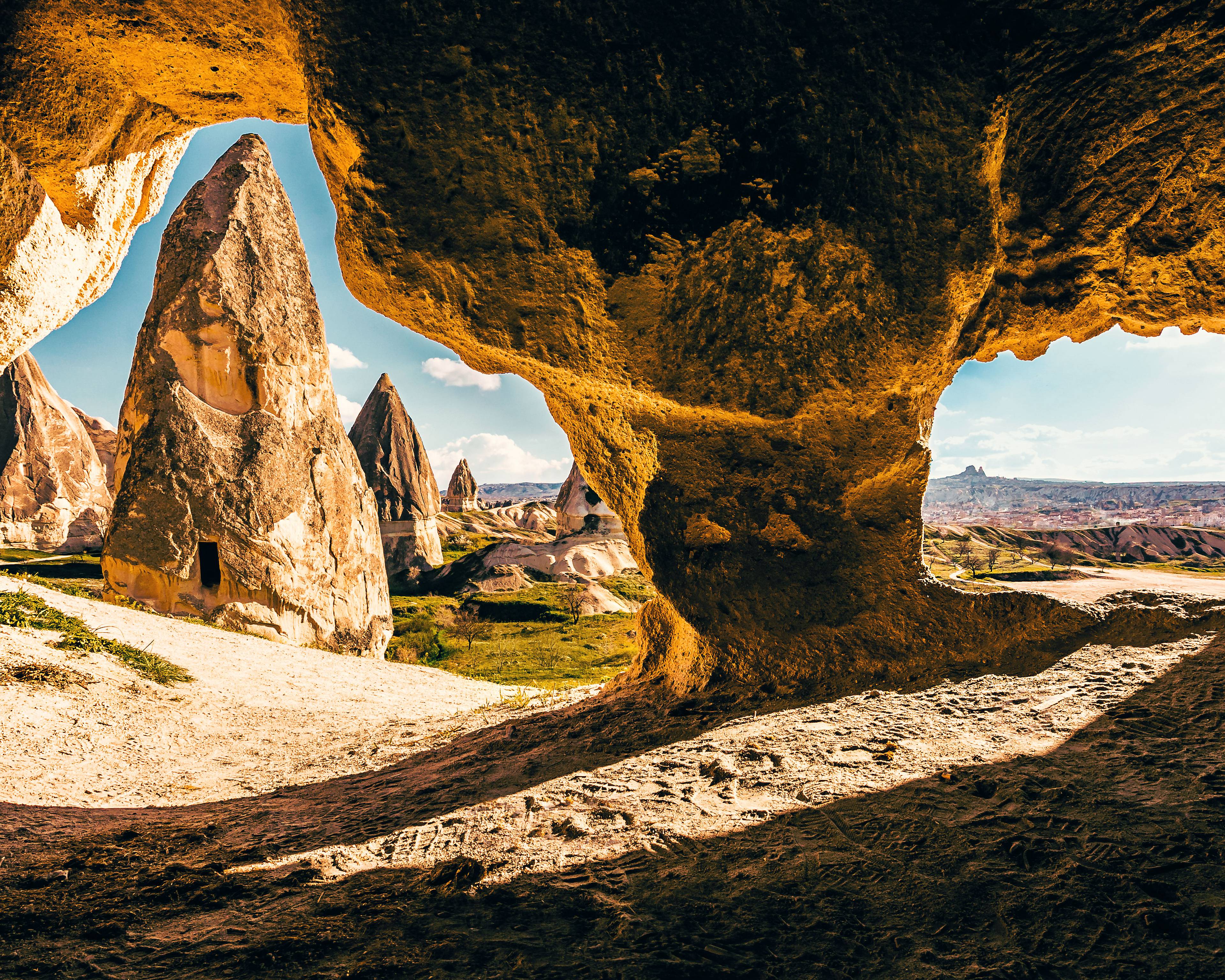 Istanbul et Cappadoce : entre capitale millénaire et paysages lunaires