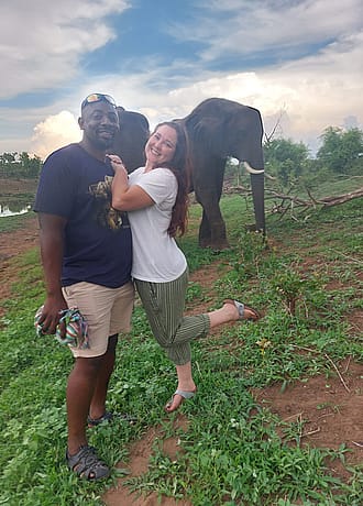 Chris und Maria - Experten für Camping Expeditionen tief in die unberührte Wildniss von Botswana und für Luxusreisen in abgelegene Zeltlodges