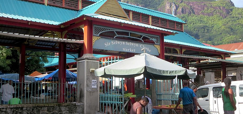 Un marché aux Seychelles