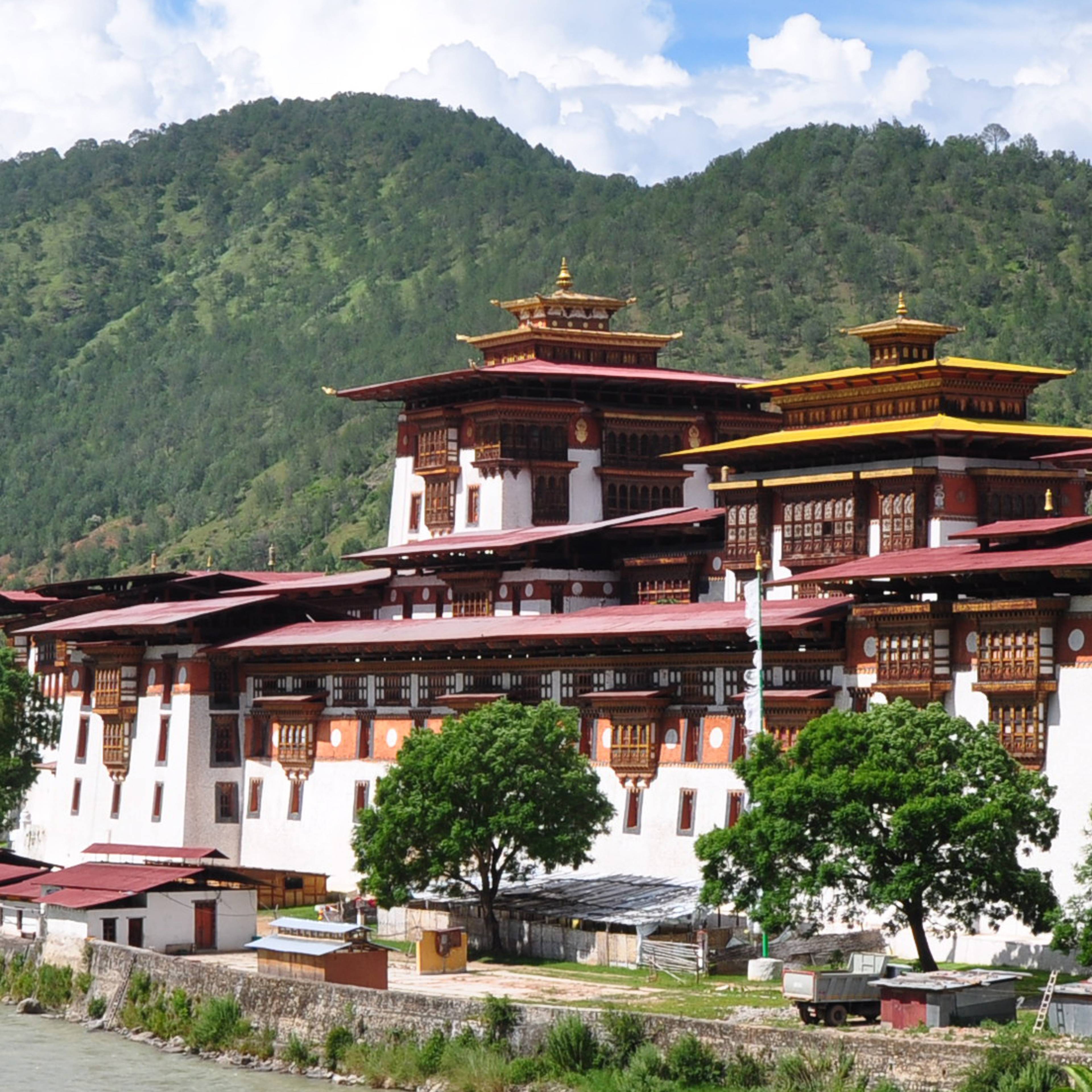 Viajes a Bután en otoño