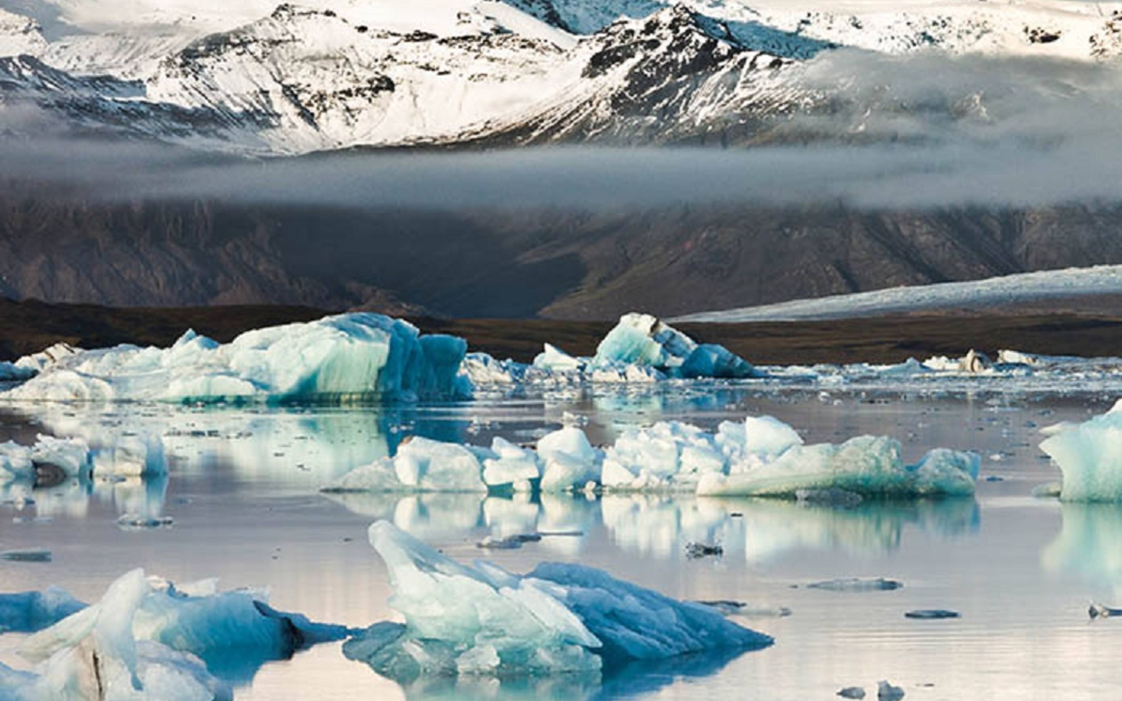 Les icebergs de Jökulsalón et le glacier Vatnajökull
