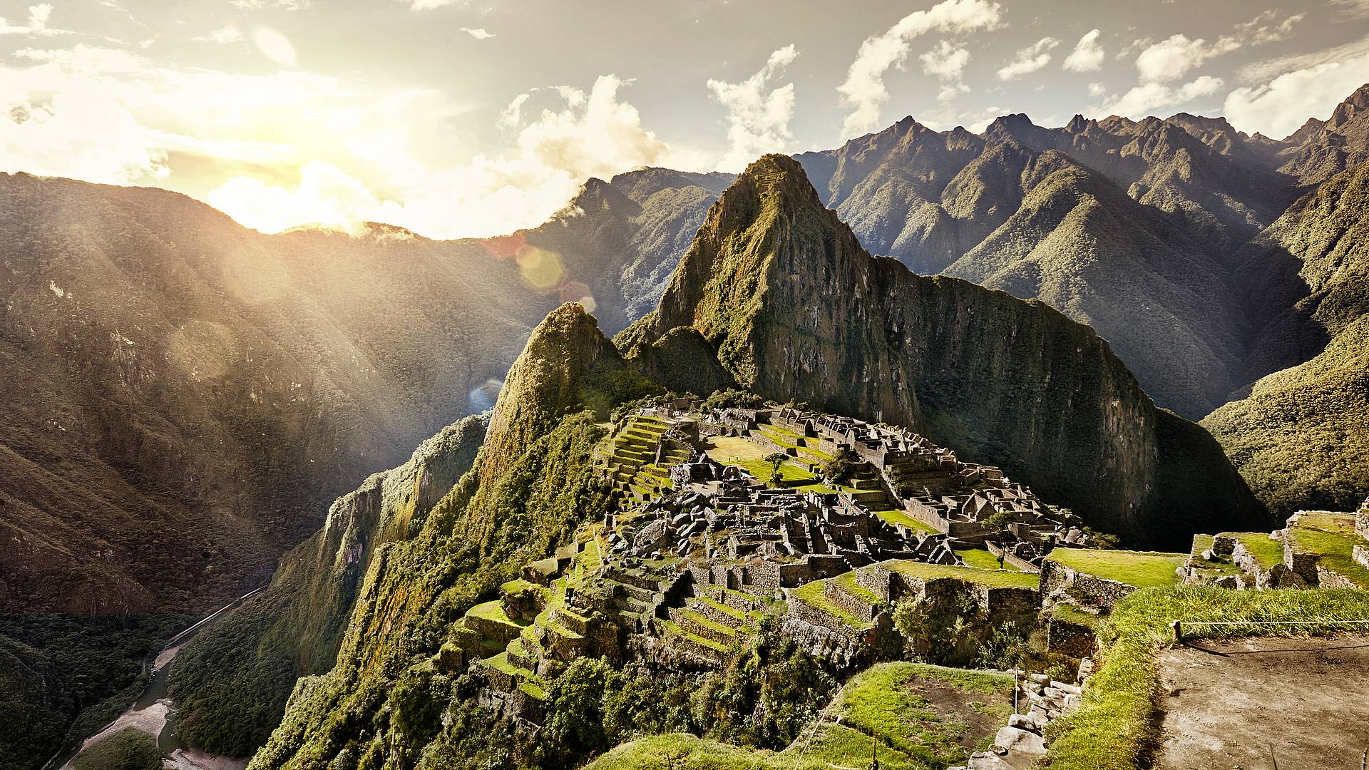 Perú Esencial: Cuzco, Machu Picchu y Lago Titicaca