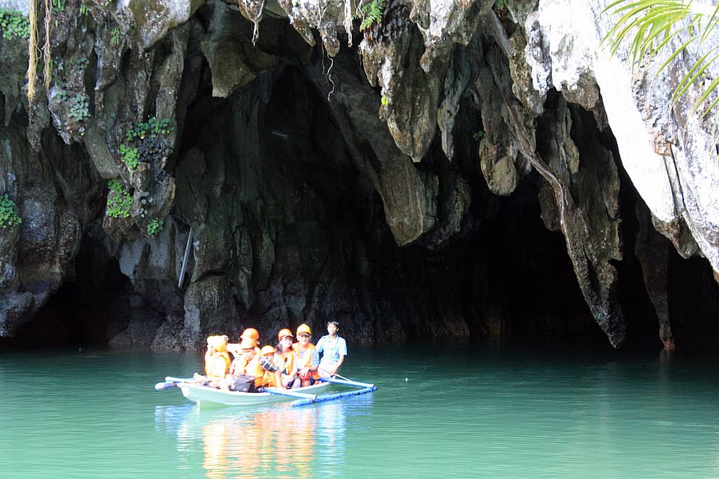 Rivière souterraine de Sabang, la plus longue au monde