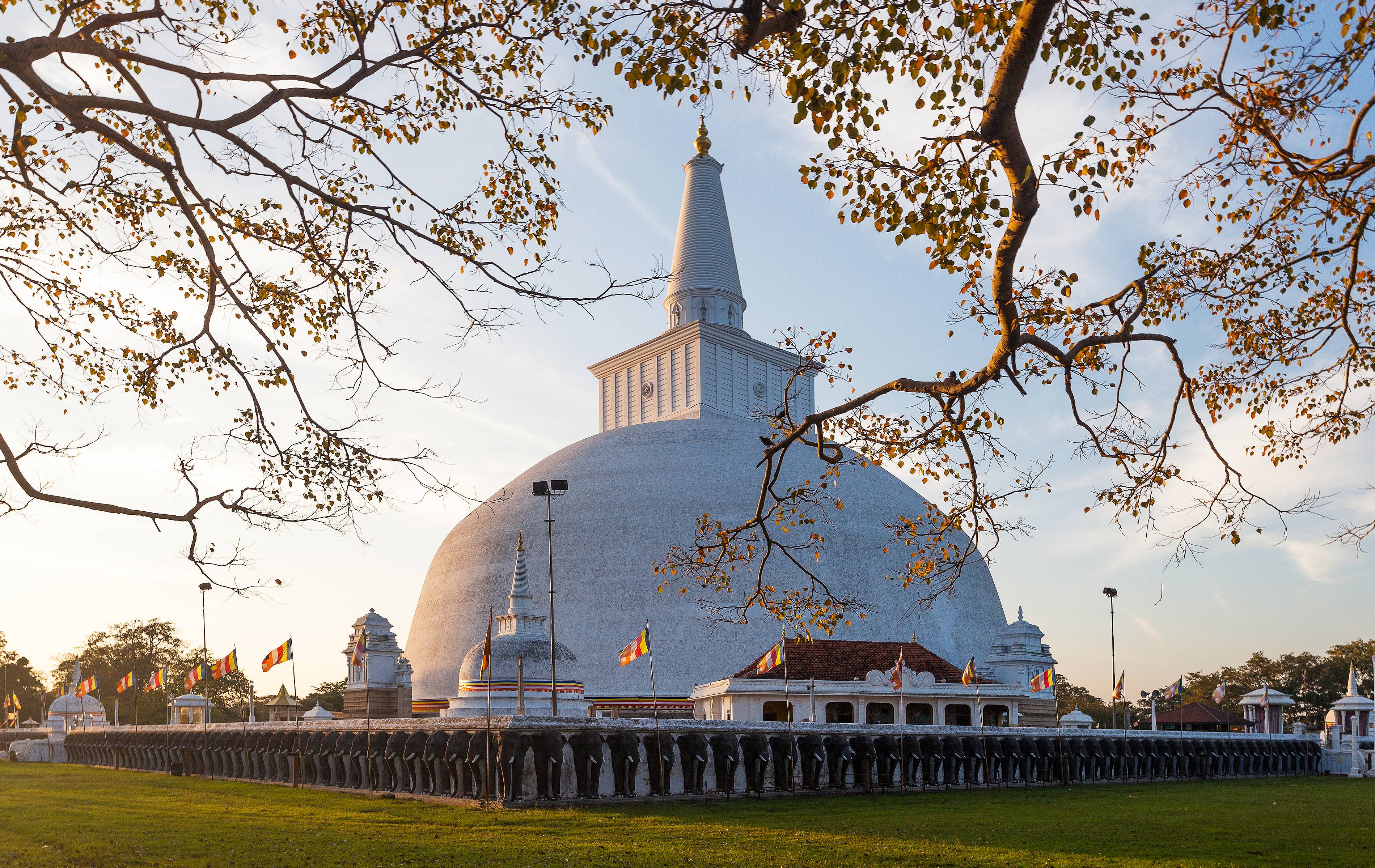 Anuradhapura - die erste Hauptstadt Sri Lankas  