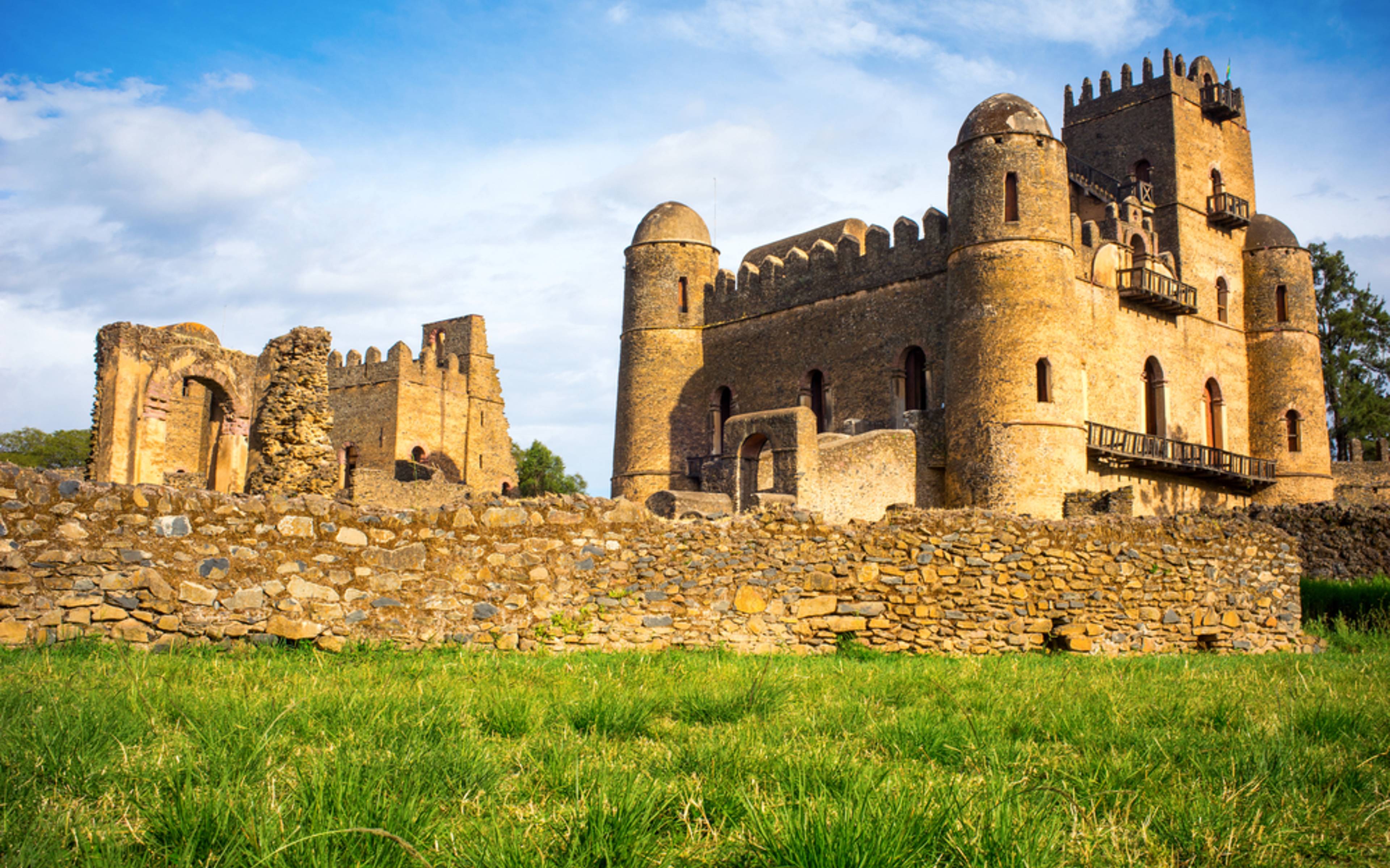 Gondar, sus castillos medievales y los baños reales