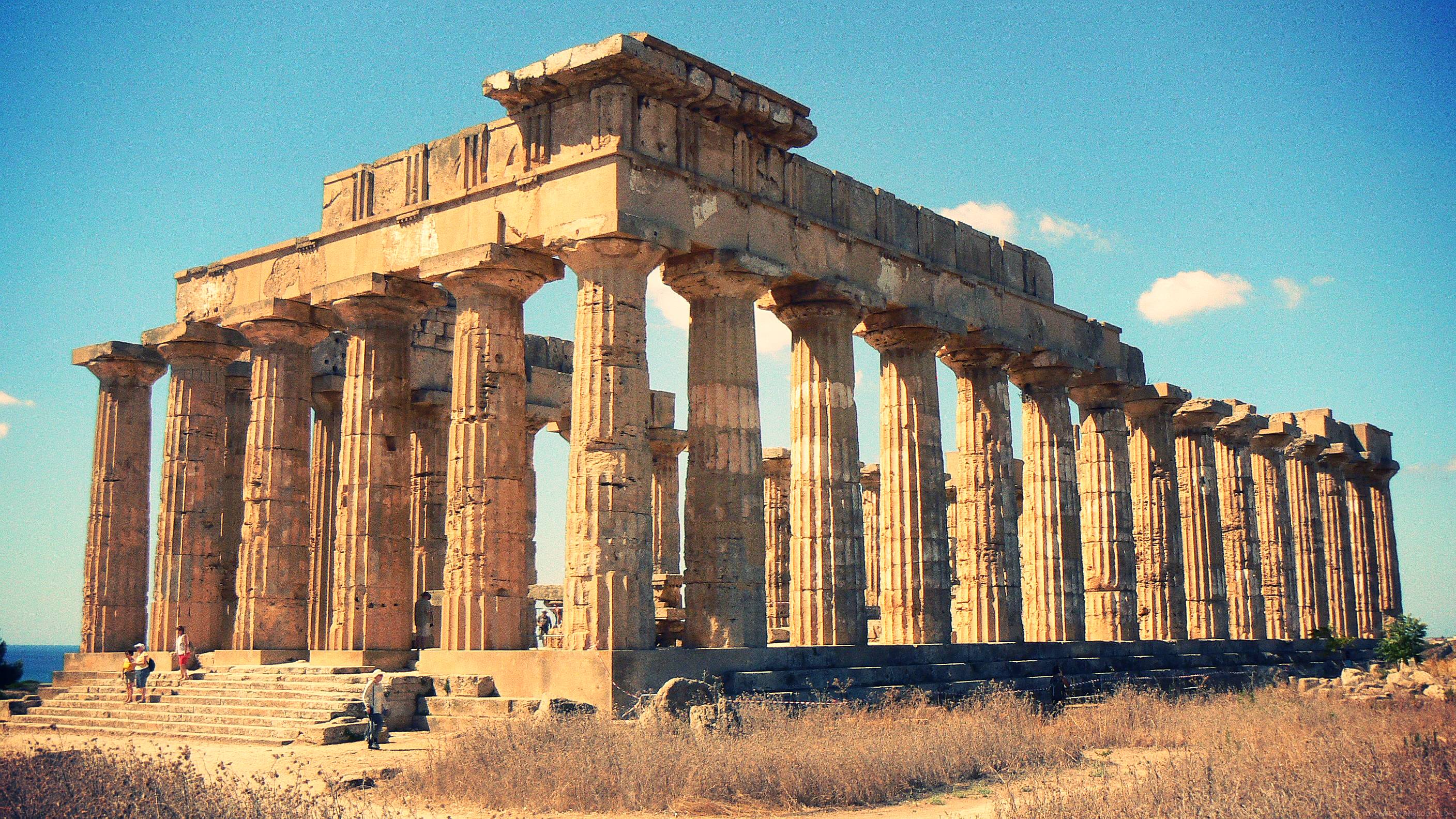 Las antiguas ciudades griegas Selinunte y Agrigento