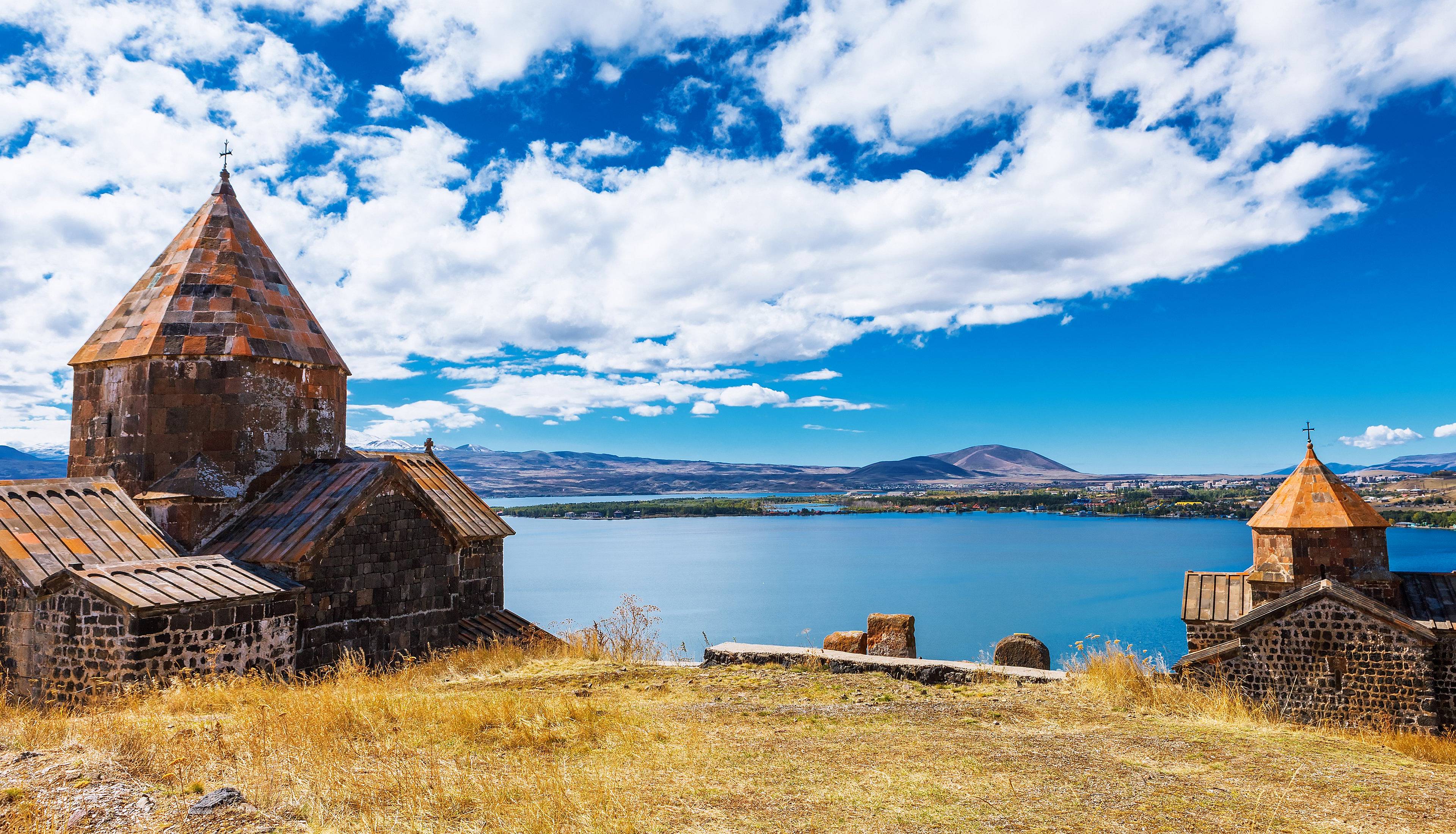 Crea tu viaje a Armenia en verano 100% a medida