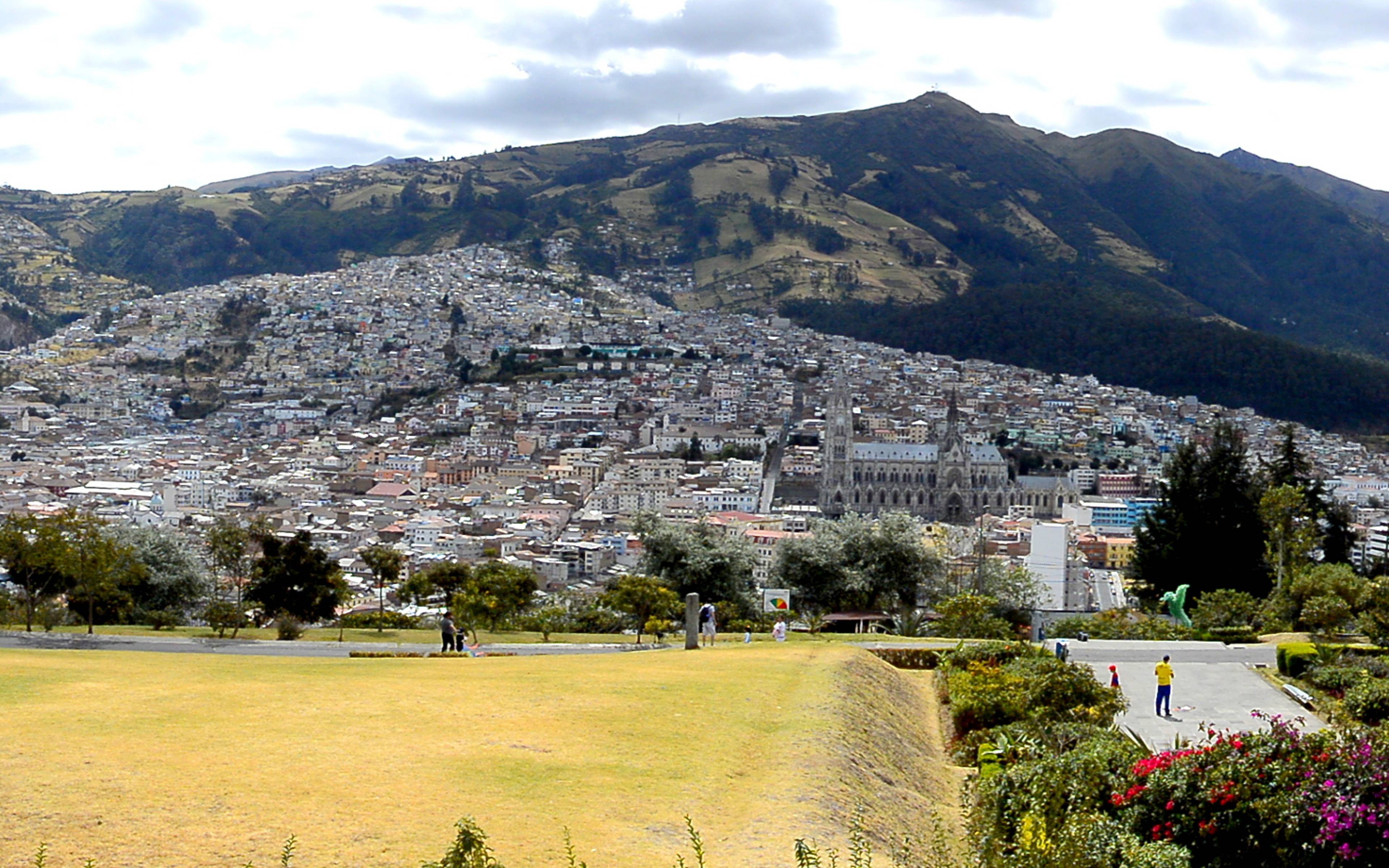 Quito, die „Stadt des ewigen Frühlings“, erwartet Sie!