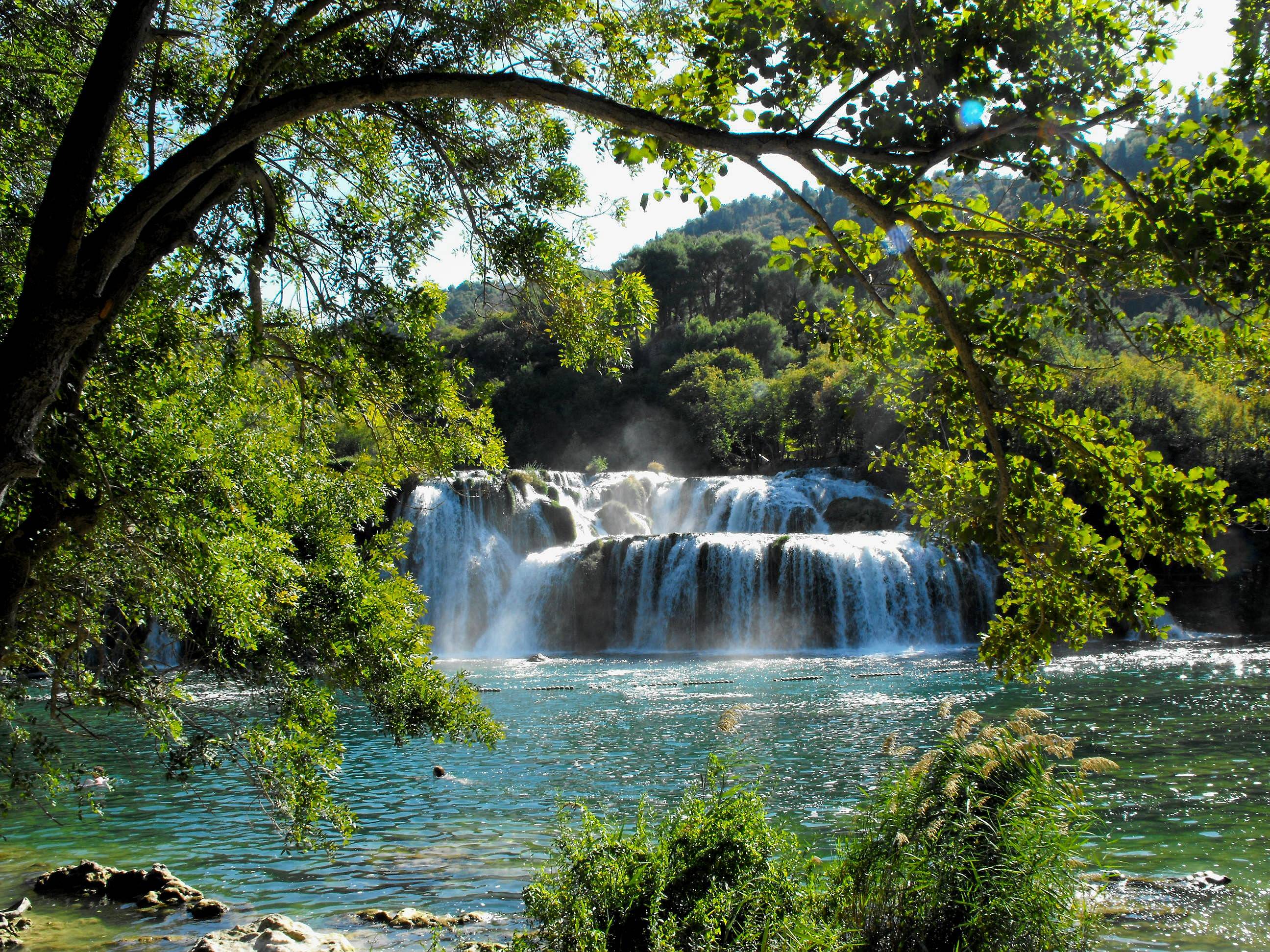 Der berühmte Nationalpark der Plitvicer Seen