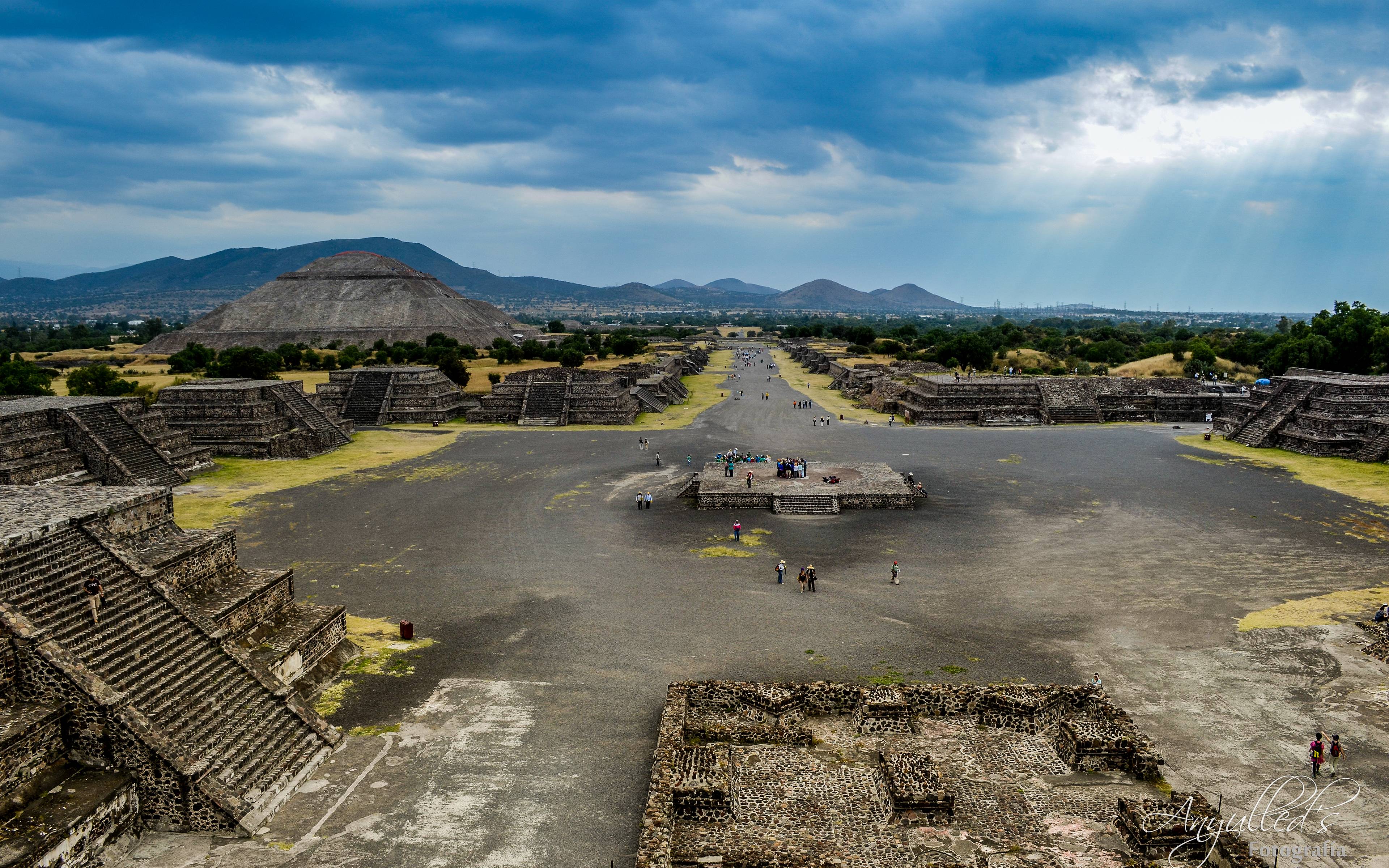 Visita della Capitale e del sito archeologico di Teotihuacan