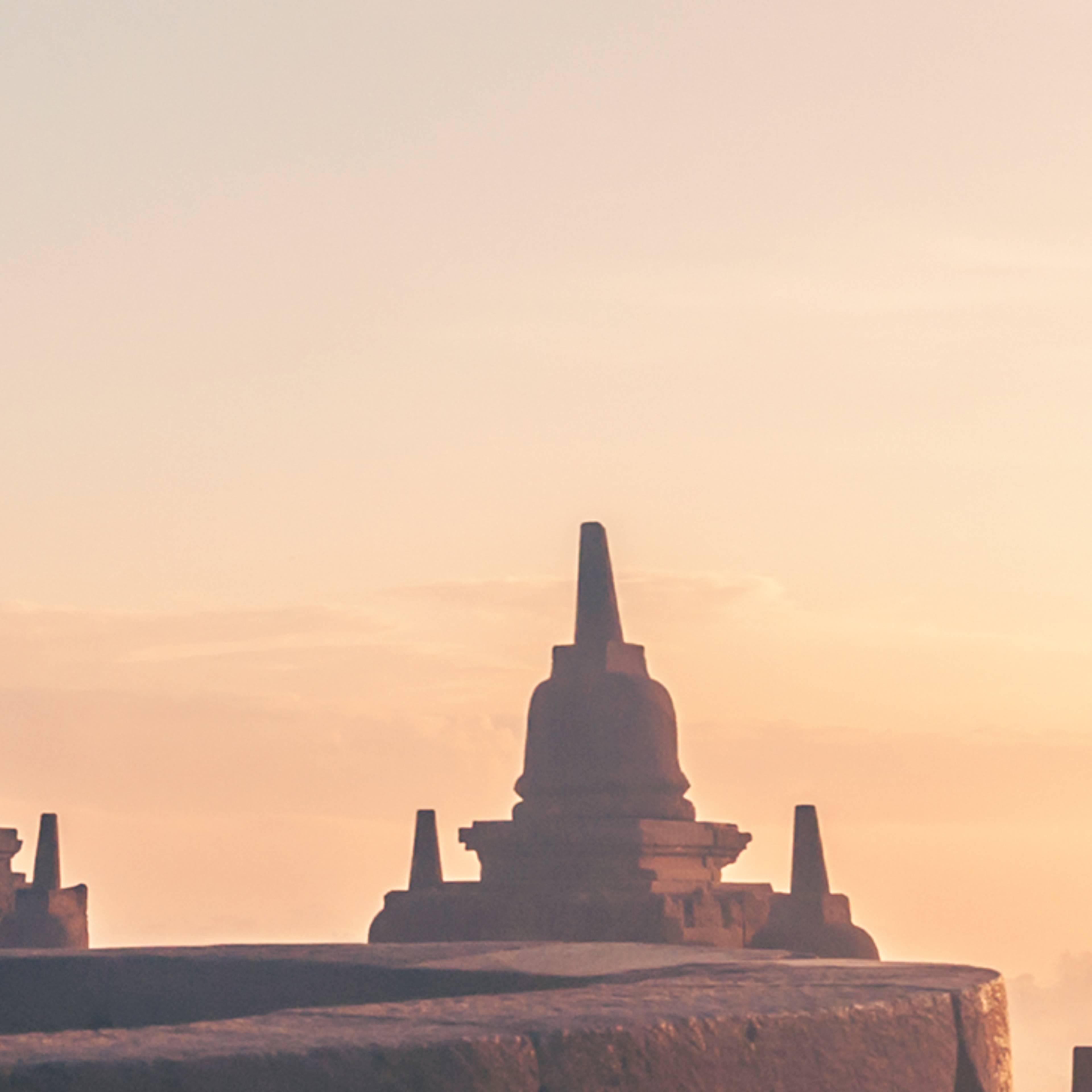 Borobudur tempel bij zonsopgang