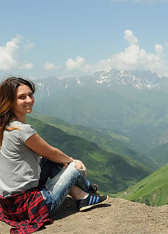 Maia - Especialista en viajes de deporte y aventura por Georgia, Armenia y Azerbaiyán 